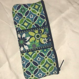 Vera bradley makeup bag